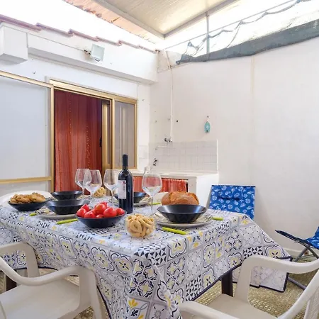 Tatil Evi Scirocco 30 Metri Dal Mare